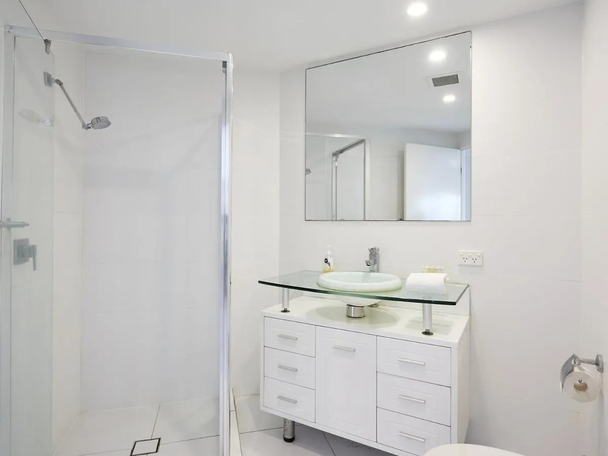 Comfort Two Bedroom Apartment In Heart Southport Gold Coast Australia