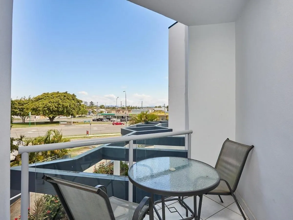 Comfort Two Bedroom Apartment In Heart Southport Gold Coast