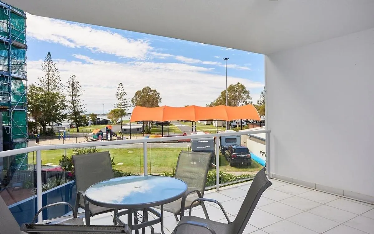 Comfort Two Bedroom Apartment In Heart Southport Gold Coast